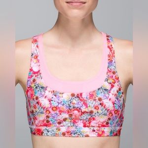 Lululemon Run: Stuff Your Bra II size 8, Flowabunga Mini Multi / Bleached Coral